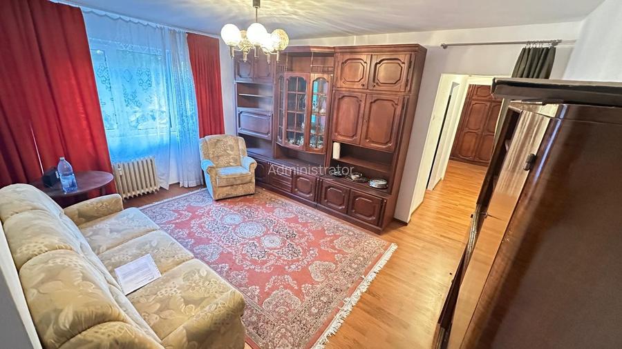 De vanzare apartament 3 camre Dacia Labirint parter inalt