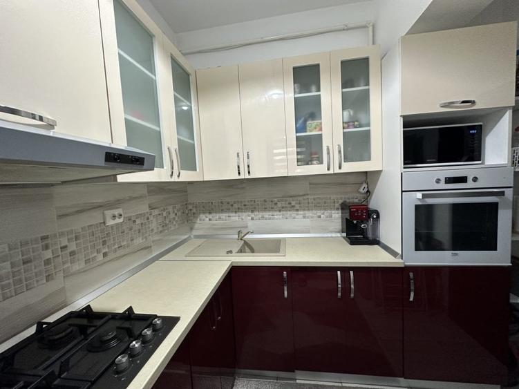 Apartament cu 2 camere, etajul 1/10, zona Nicolina - 8