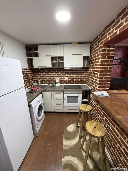 Inchiriez garsoniera la curte - 4