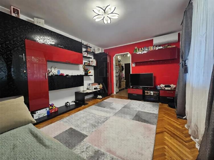 GHEORGHE LAZAR - 3 CAM - ETJ.2 - BOXA - CENTRALA - ZONA EXCELENTA - 1