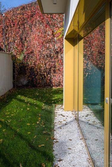 Rafinament, liniște și spațiu exterior privat în centrul Bucureștiului - 4