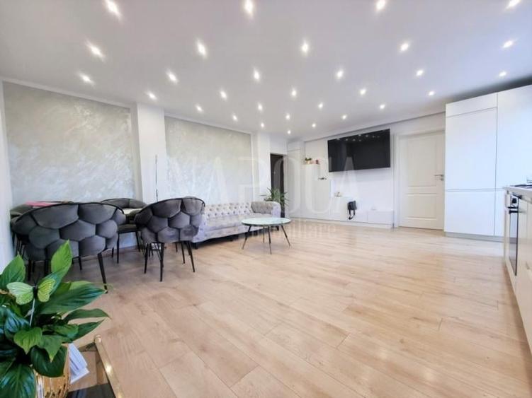 Apartament 3 camere de vanzare in Floresti - 1