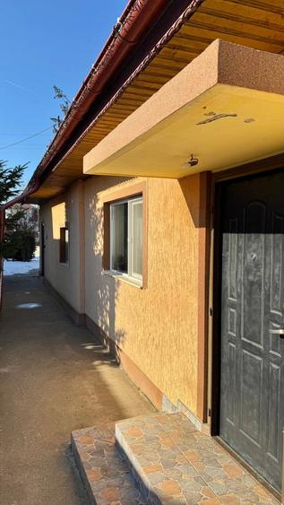 Casa Moderna -  2008 - 100 MP utili - 1280 MP Curte - 4 Camere - NOU - 3