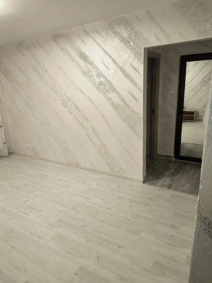 vand apartament cu 2 camere - 2