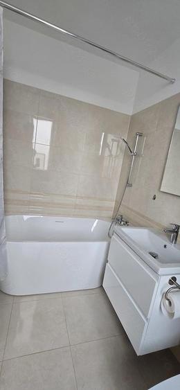 De inchiriat apartament 3 camere Dumbravi?a | 2 bai | 2 locuri de parcare - 6