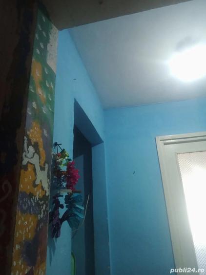 Vand apartament cu 3 camere decomandat et.4 zona Take Ionescu,str.Bucuresti pret 89000 euro negociab - 1