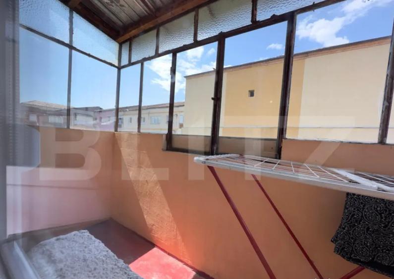 Apartament de vanzare cu 3 camere 66 mp, 2 balcoane zon - 8