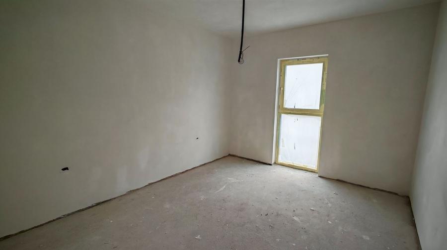 Vila LUX Parter+Etaj(stil mediteranean) in Stupini zona Plugarilor - 11