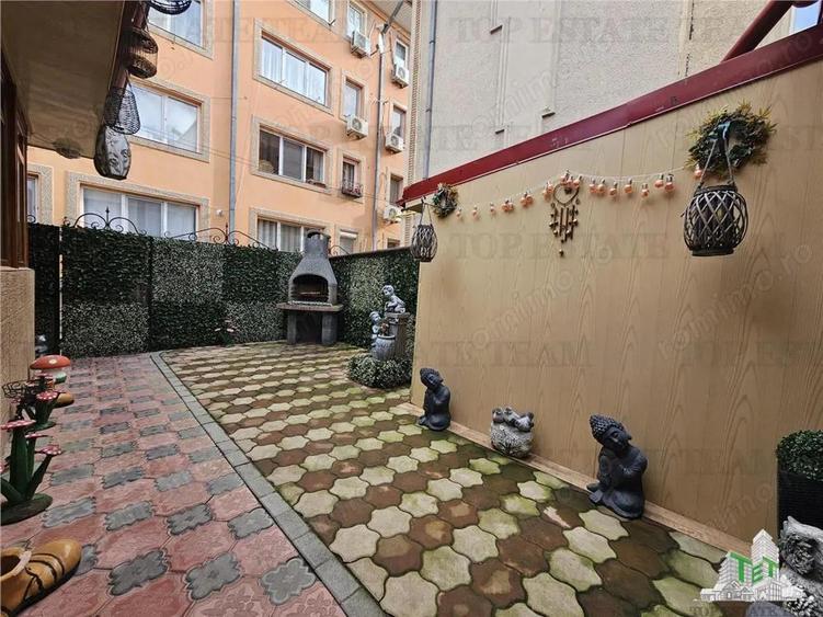 Casa spatioasa si versatila de vanzare in Eforie Nord ideala pentru locuinta + afacere! - 13