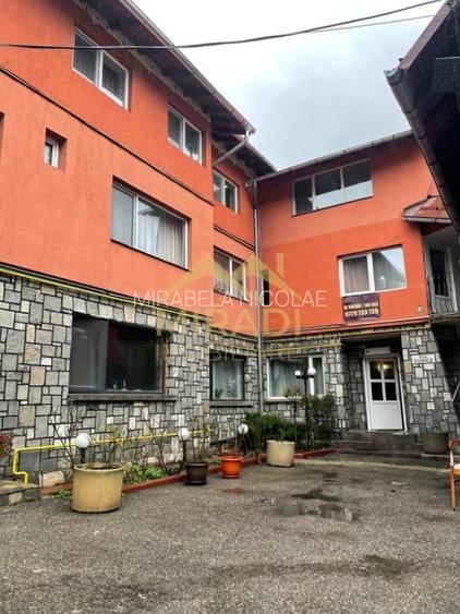 Vanzari Apartamente 8 Camere
