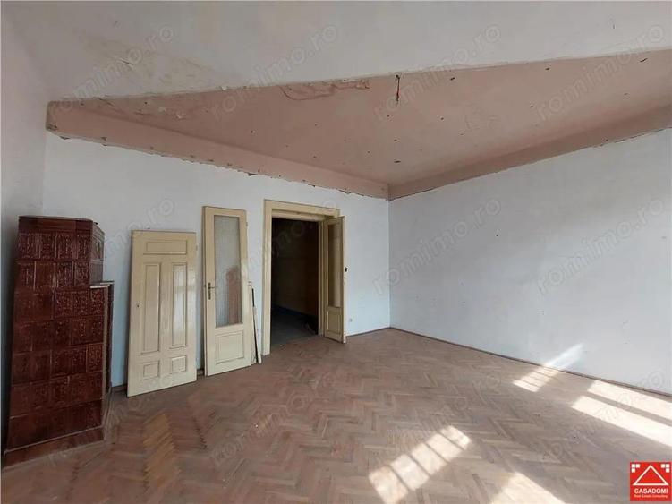 Apartament ultracentral cu 2 garaje - 9