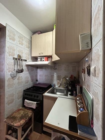 Garsoniera, 20mp utili, etaj 4, zona Buziasului- Ideala pentru investit - 3