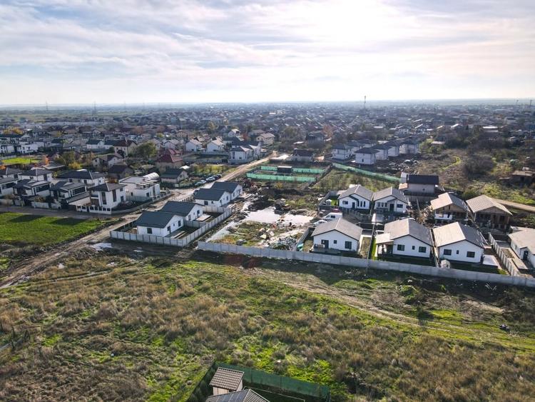 Teren Intravilan Ciresilor Com. Berceni | utilitati: la strada | #CG17 - 10