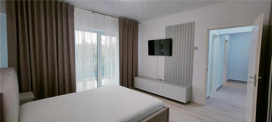 1 CAM TATARASI PRIMA INCHIRIERE EVERGREEN LOC DE PARCARE - 1