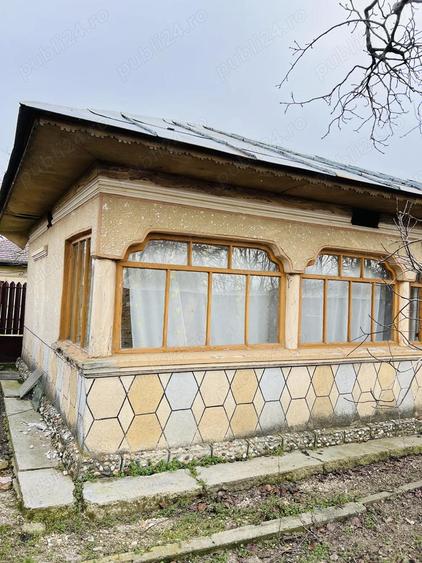 Casa Batraneasca-7 Camere+Beci-Centrul Comunei Greaca(657 Mp Teren) - 2