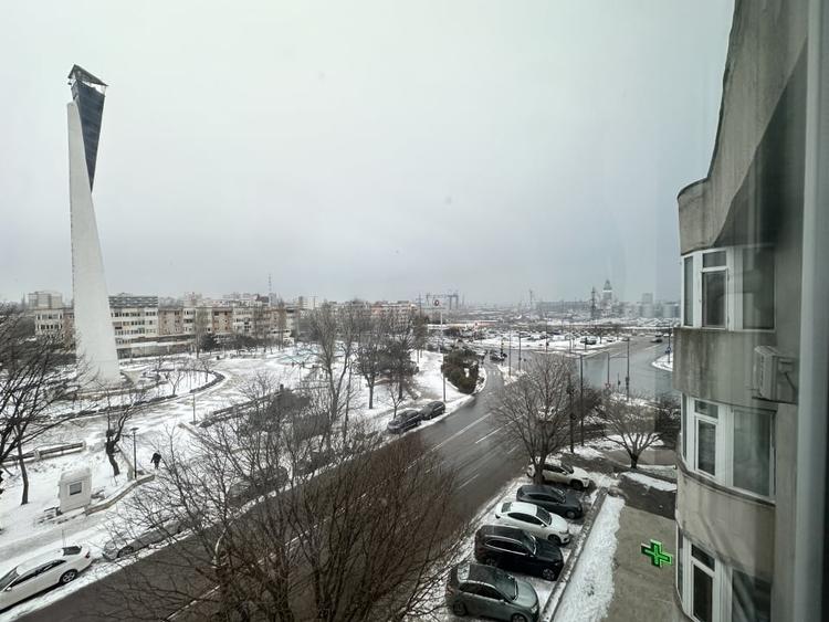 Apartament cu 2 camere decomandate de vanzare in zona Far, Constanta - 3