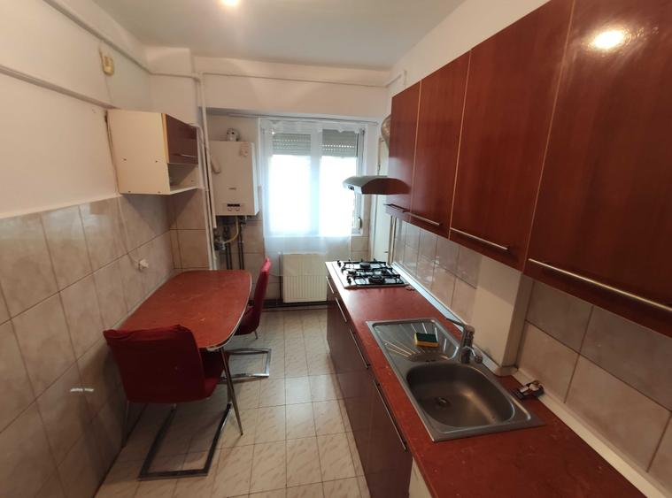 Apartament cu 2 camere decomandat în Ultracentral