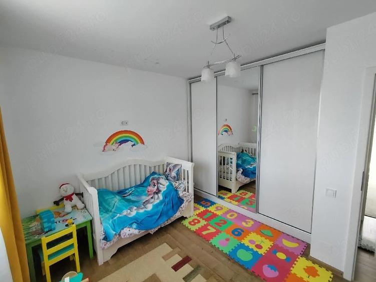 Casă cu 2 camere cu Teren 200 Mp în Rediu