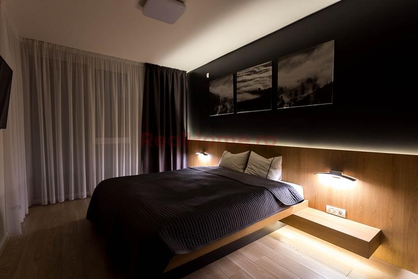 Apartament cu 5 camere decomandat în Theodor Pallady