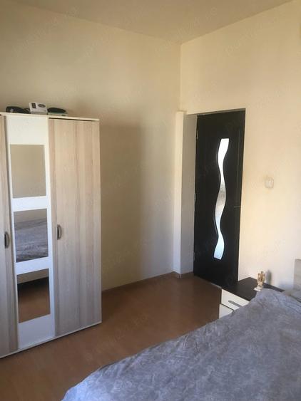 Casă cu 4 camere cu Teren 484 Mp în Episcopia Bihorului