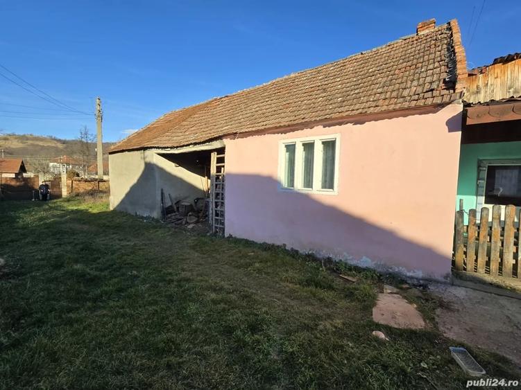 Casă cu 6 camere cu Teren 1400 Mp în Chitid