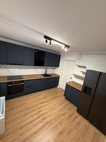 Apartament cu 3 camere decomandat în Ștefănești