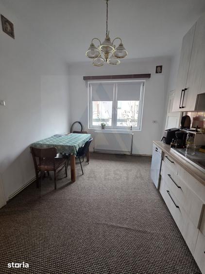 Apartament cu 2 camere, mobilat în Lupeni