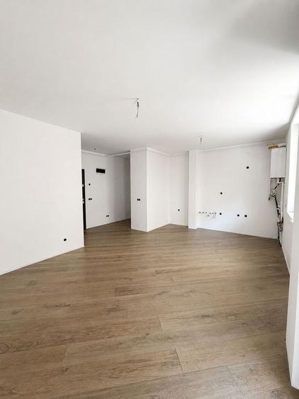 Apartament 3 camere, 2 bai, etaj intermediar, balcon, garaj, boxa - 2