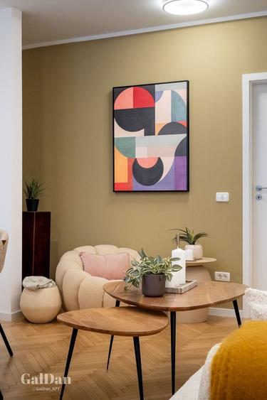 Apartament cu 4 camere, mobilat în Universitate