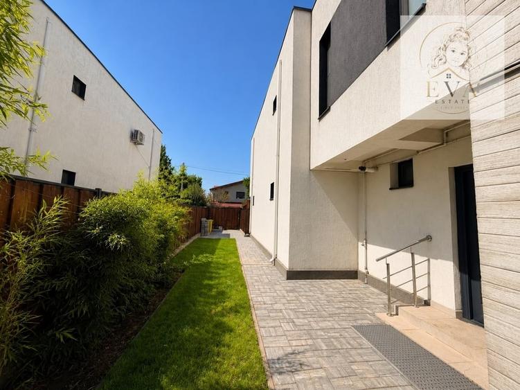 Ilfov Vila de vanzare - Str.Rarau - Com.Berceni intrare - 2