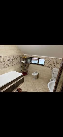 Casă cu 4 camere cu Teren 500 Mp în Săcălaz