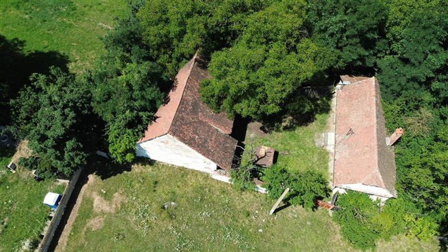 Casă individuală cu 2 camere cu Teren 499 Mp în Cărpiniș