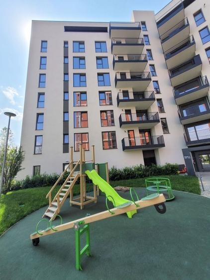 Apartament cu 3 camere decomandat în Theodor Pallady