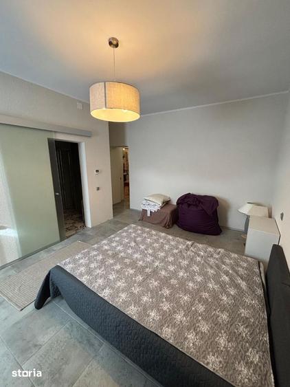 Casă cu 4 camere cu Teren 800 Mp în Simeria