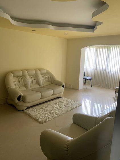 Apartament cu 3 camere în Cornitoiu