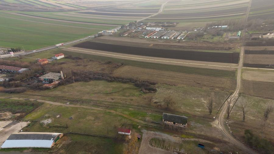 Teren agricol intravilan de 19814 mp, în Exterior Sud