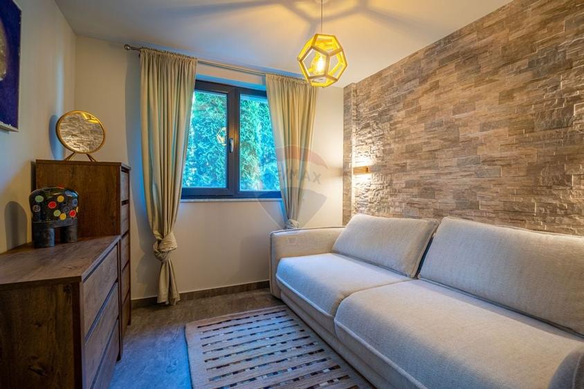 Vila superbă în inima stațiunii Sinaia – eleganță, confort - 17