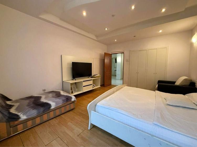 Universitate 3 camere 80 mp - 3