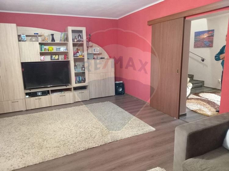 SE VINDE O SUPERBA VILA DUPLEX IN VIA CARMINA!! - 5