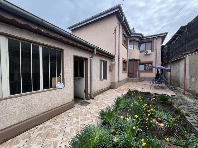 Casa caramida S+P+1 Calea Galati - 1