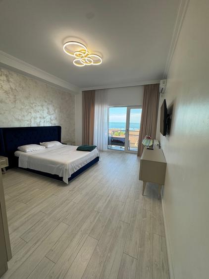 Superb! чудовий!    4 camere vedere la mare, mobilat si utilat, confort lux - 30