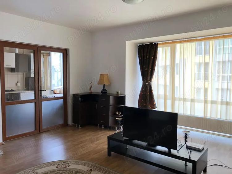 Garsoniera mare, in imobil nou, intrare Racadau - 9