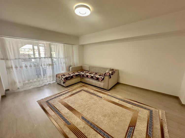 Apartament 3 camere de vânzare – Bulevardul Decebal (stradal), vedere integrală - 1