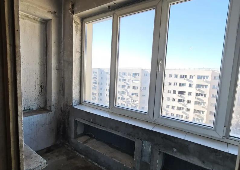 Apartament 2 camere - 55mp utili+balcon, etaj 10/10, central - 3