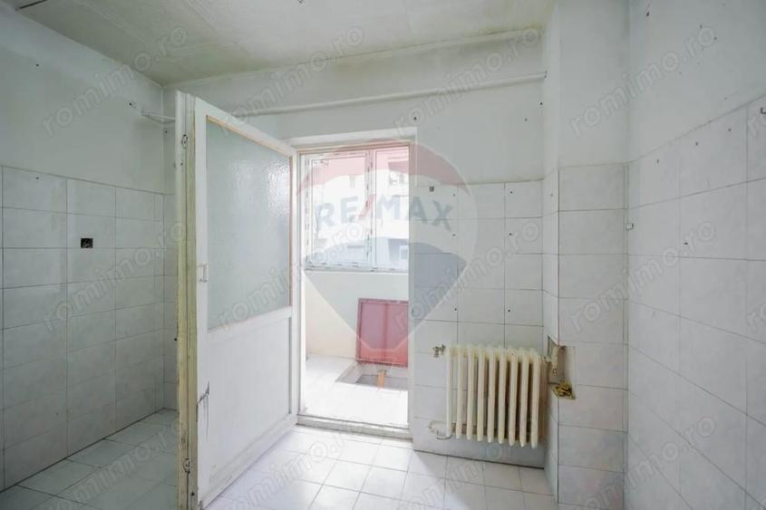 De vanzare Apartament 2 camere, parter inalt, tripla orientare - 5