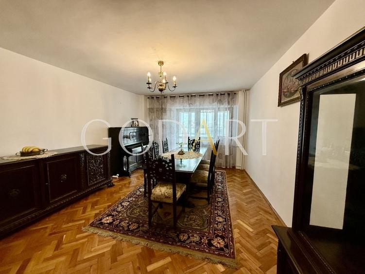 Apartament 4 camere | Bloc 1990 | 3 balcoane | Vedere panoramica - 1