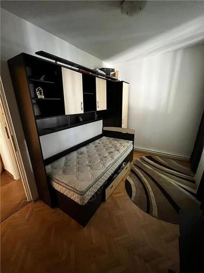 Apartament 3 camere Semicentral Etaj Intermediar 65 mp Mobilat Utilat - 3