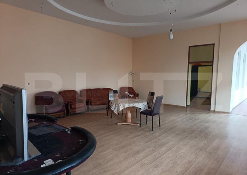 Casa cu 4 camere, 191 mp, zona Centrala, 0% Comision - 7