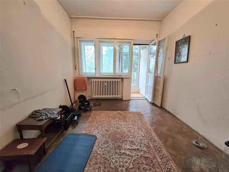 OCAZIE RARA! AP.4 CAM.DECOM.ET2/3 GARAJ SI BOXA SECTOR 1 PAJURA - 18