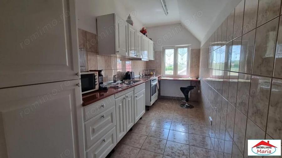 Casa S+P+M cu teren 17 ari zona Bercu Rosu - 5